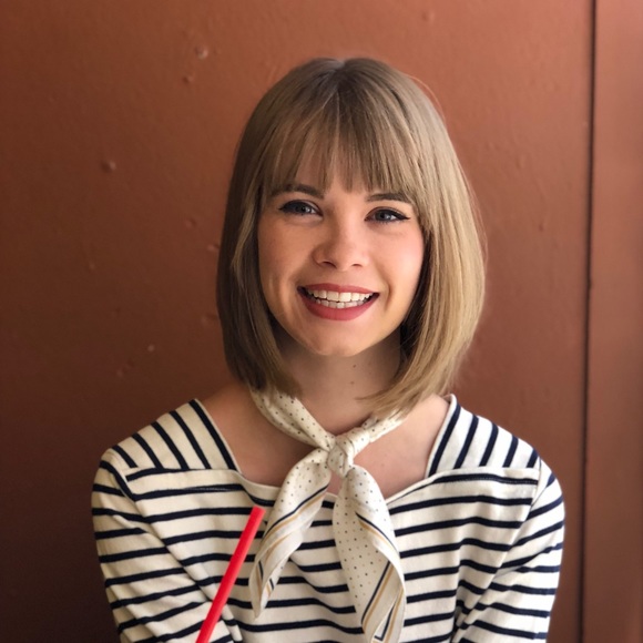 Meet your Posher, Joyce - Picture 2 of 5